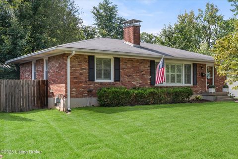 Photo of 328 Brunswick Rd, Louisville, KY 40207 (MLS # 1700456)