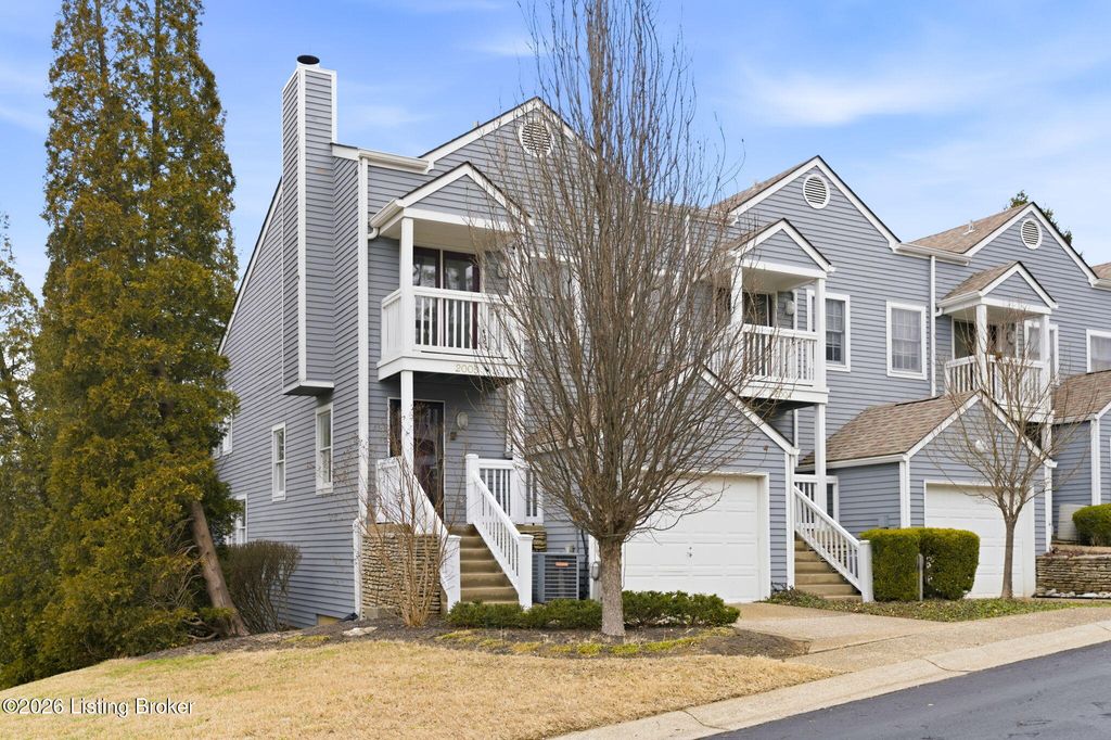 Photo of 2005 Harrods Landing Dr #2005, Prospect, KY 40059 (MLS # 1706153)