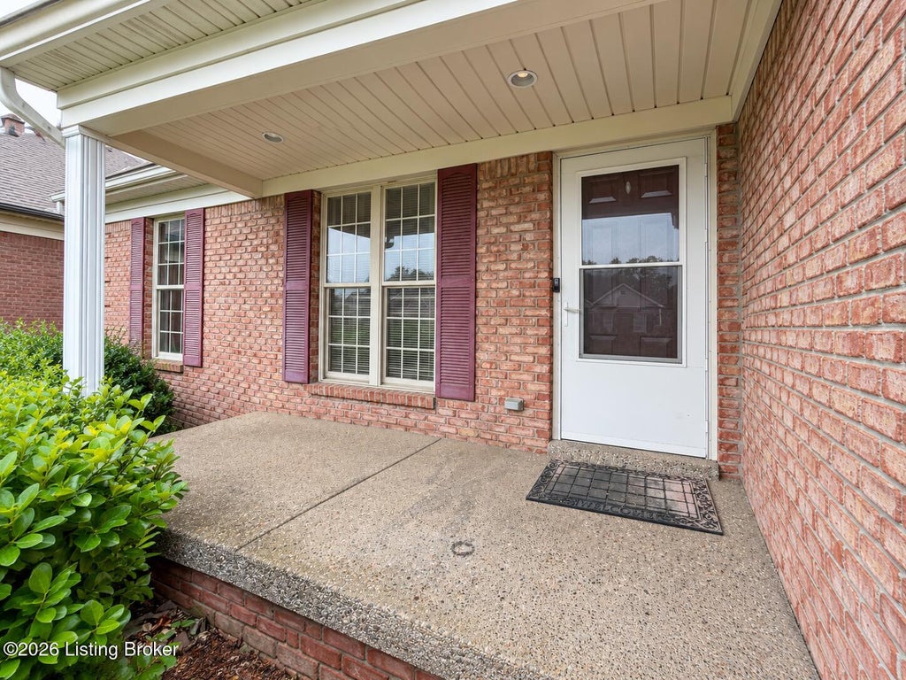 Photo of 7240 Strive Ln, Louisville, KY 40258 (MLS # 1730088)