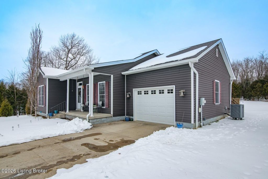 Photo of 2200 Meade Springs Rd, Brandenburg, KY 40108 (MLS # 1708500)