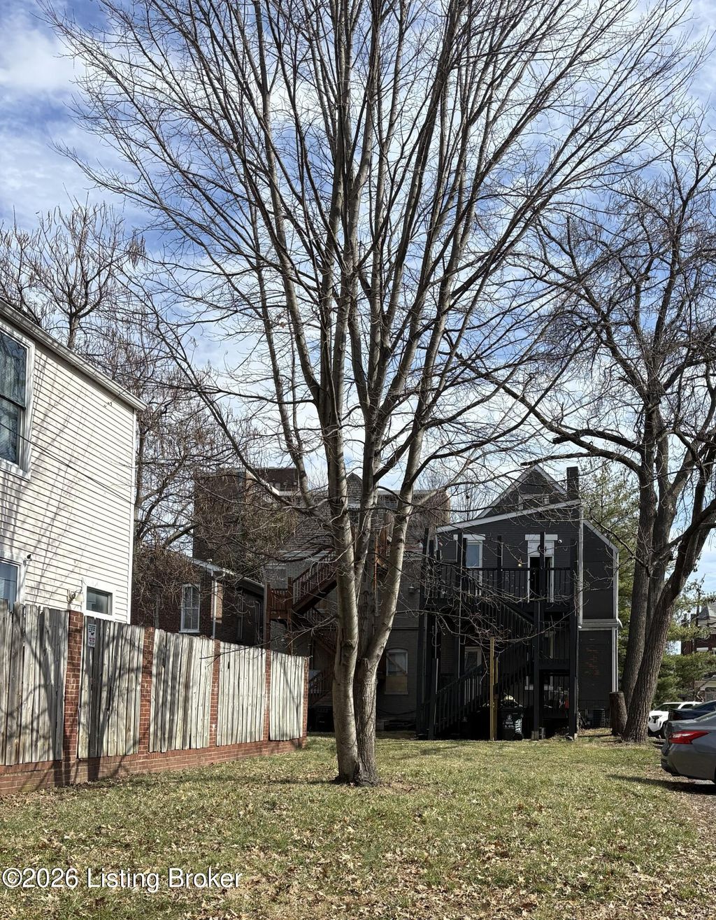 Photo of 1116 Garvin Pl, Louisville, KY 40203 (MLS # 1711502)