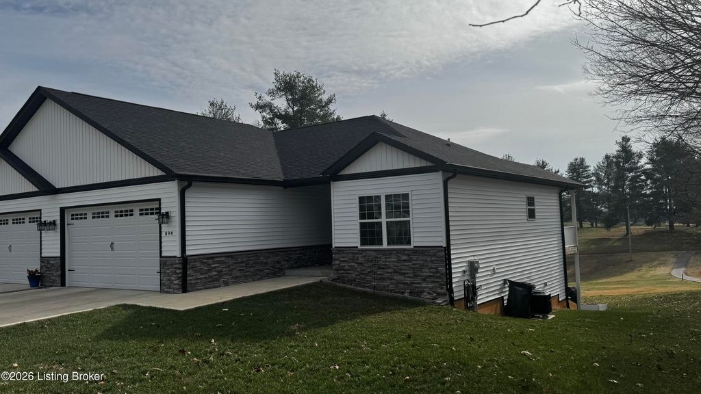 Photo of 894 Otter Creek Rd, Vine Grove, KY 40175 (MLS # 1706147)