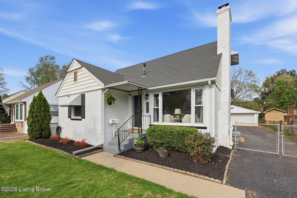 Photo of 3004 Radiance Rd, Louisville, KY 40220 (MLS # 1713486)