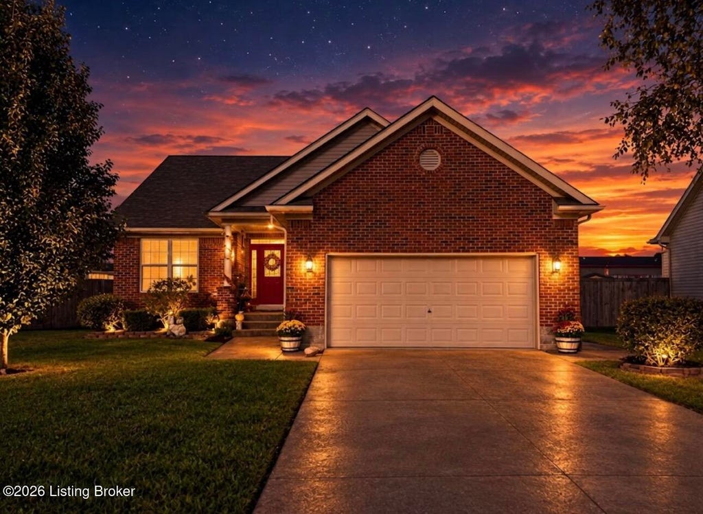Photo of 775 Oak Grove Blvd, Shepherdsville, KY 40165 (MLS # 1730923)
