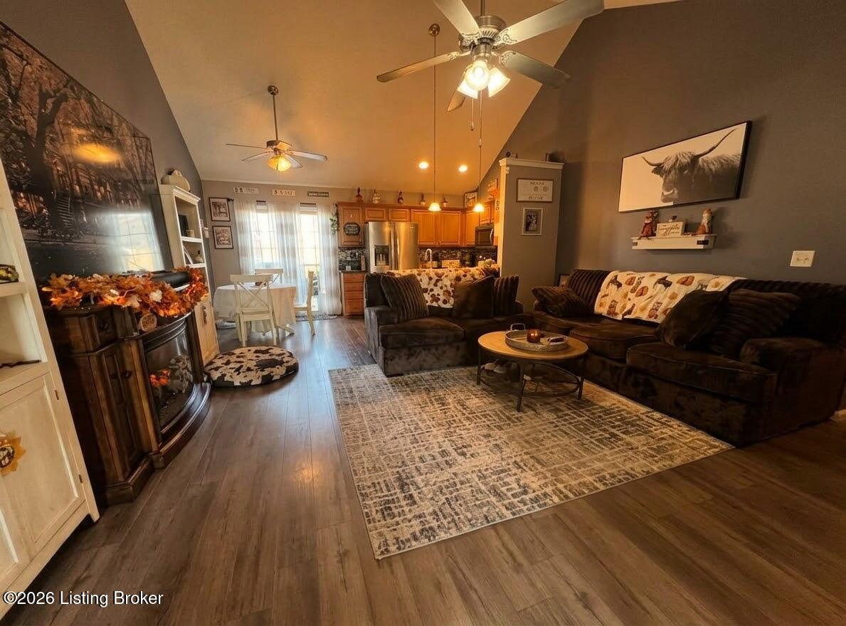 775 Oak Grove Blvd