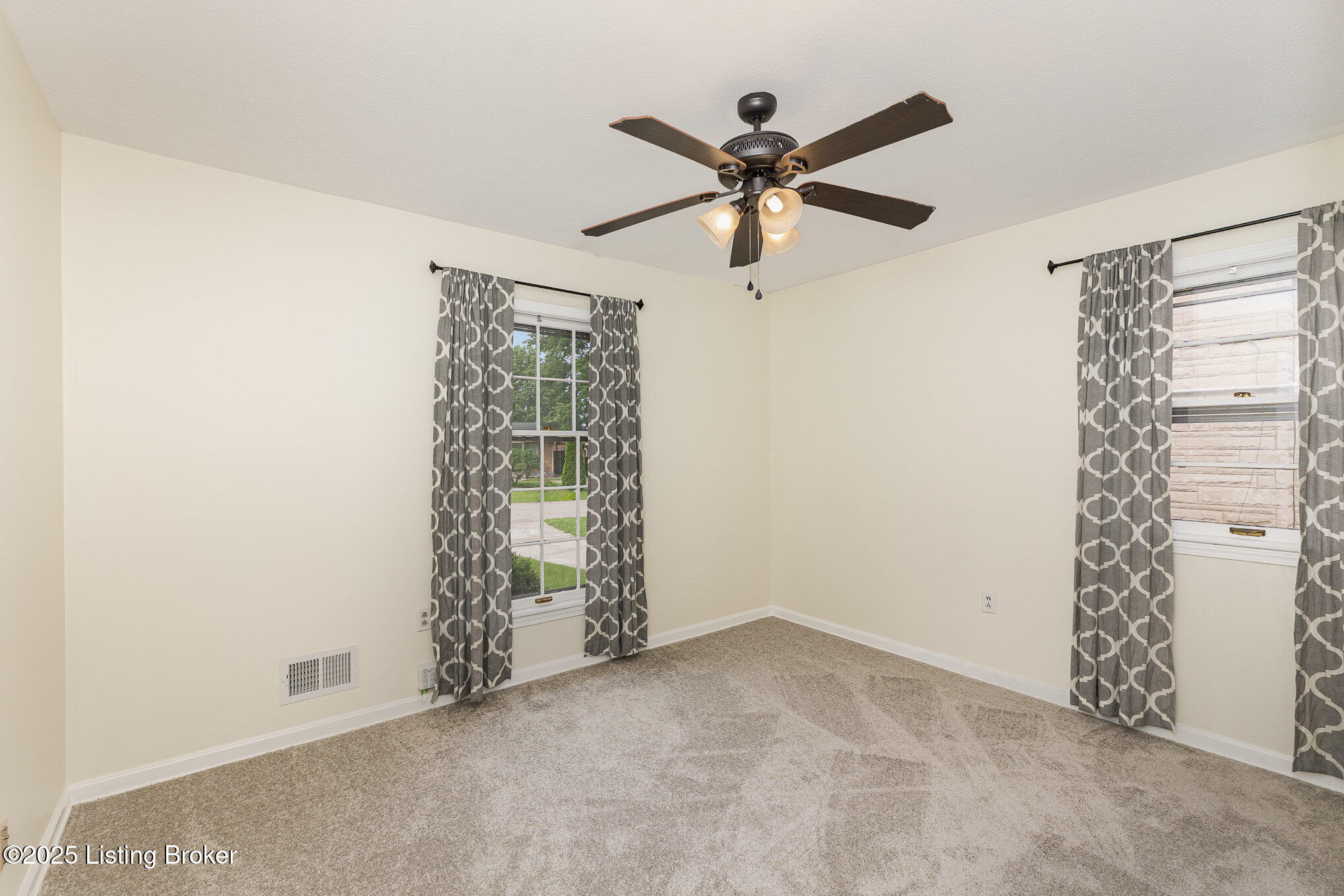 712 Palatka Rd, Louisville, Pennsylvania image 15