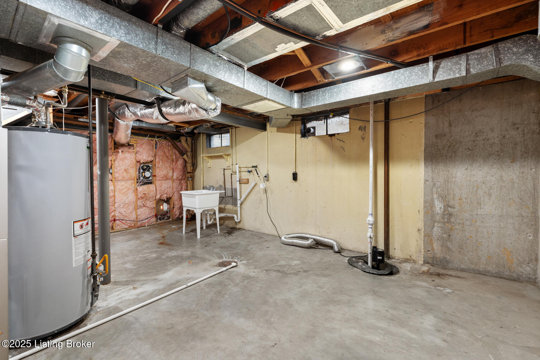 10208 Afton Rd, Louisville, Kentucky image 32