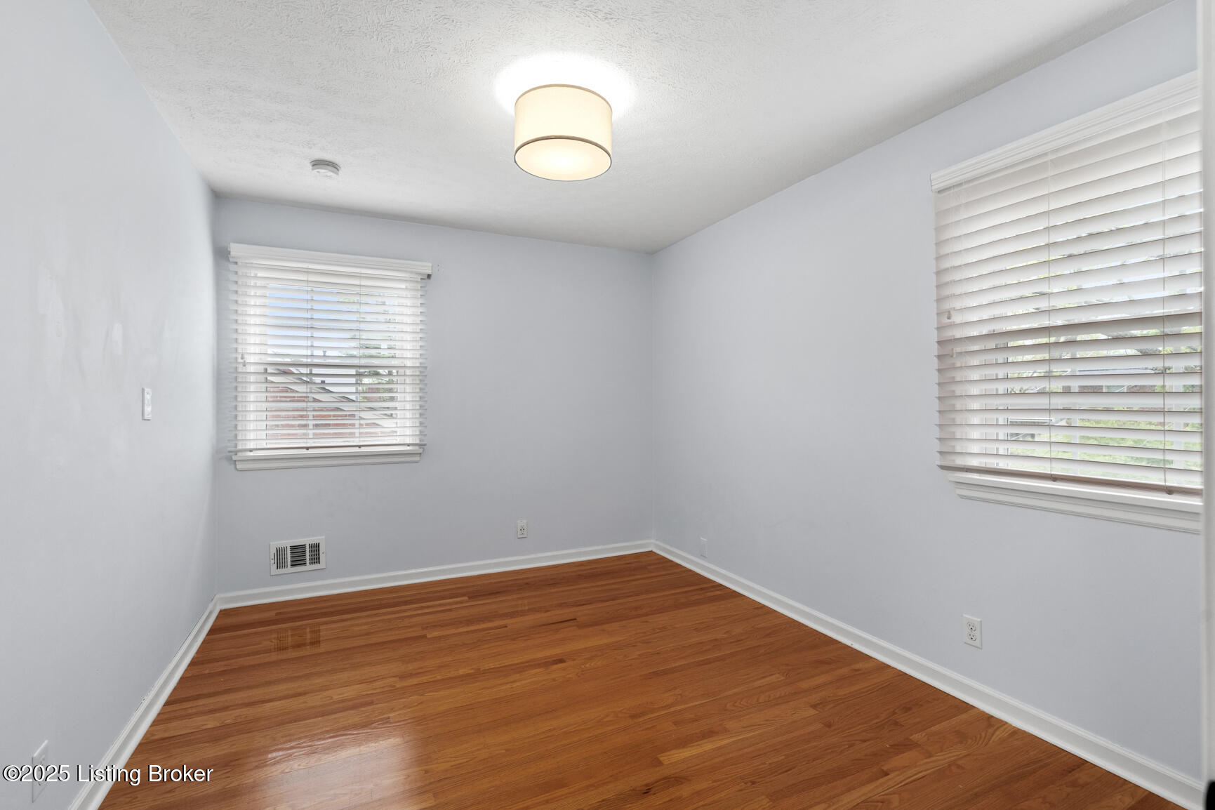 10208 Afton Rd, Louisville, Kentucky image 26