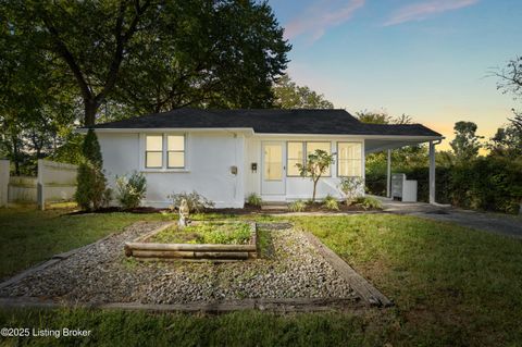 Photo of 518 Washburn Ave, Louisville, KY 40222 (MLS # 1706626)