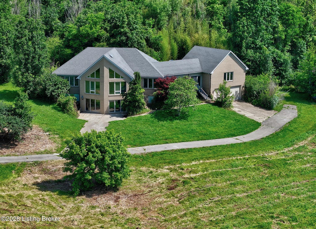 Photo of 1007 Johnson Rd, Louisville, KY 40245 (MLS # 1719018)