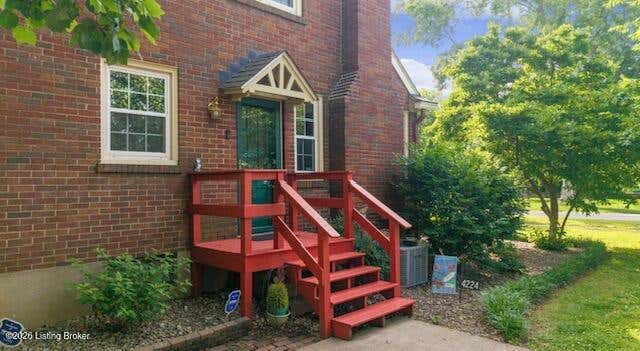 Photo of 4224 Churchill Rd, Louisville, KY 40207 (MLS # 1721492)