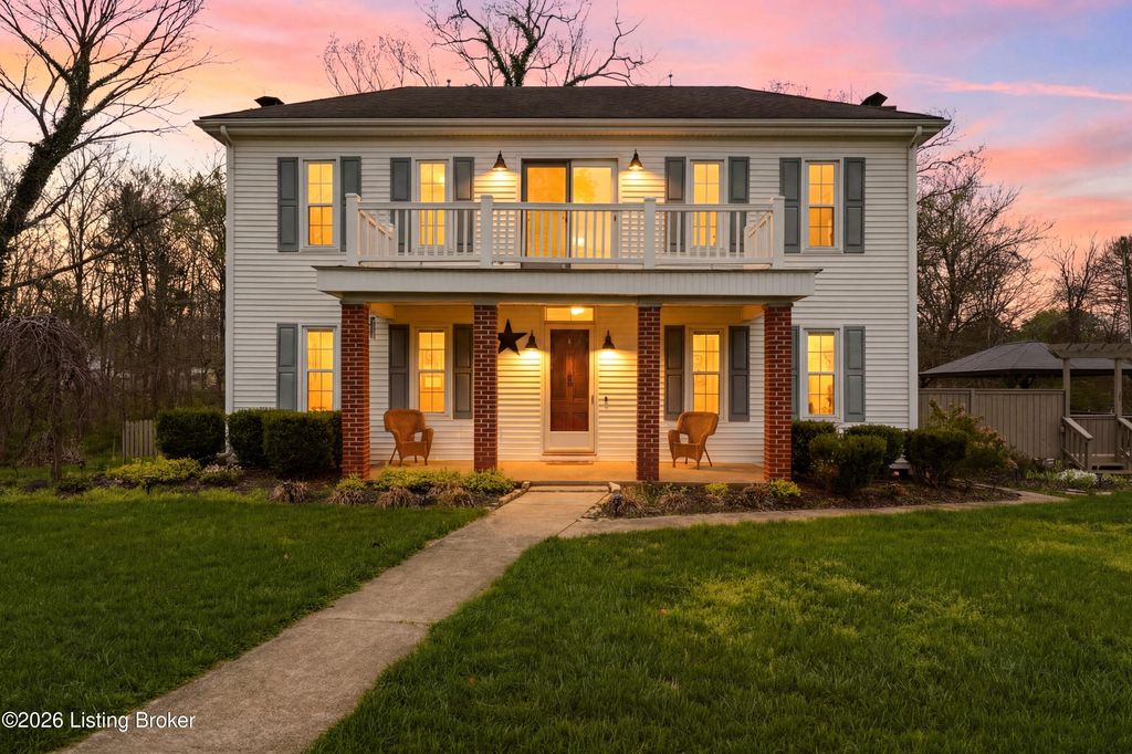 Photo of 1574 Wales Run Rd, Mt Washington, KY 40047 (MLS # 1713826)