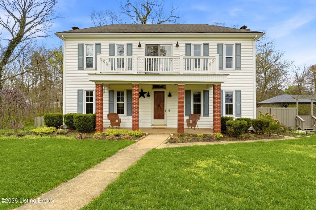 Photo of 1574 Wales Run Rd, Mt Washington, KY 40047 (MLS # 1713826)