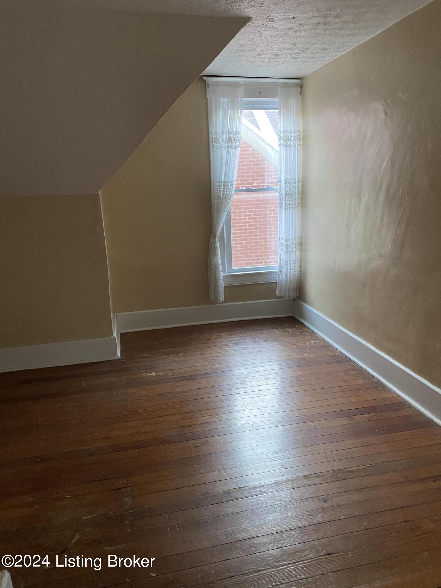 309 E Main St, Springfield, Pennsylvania image 12