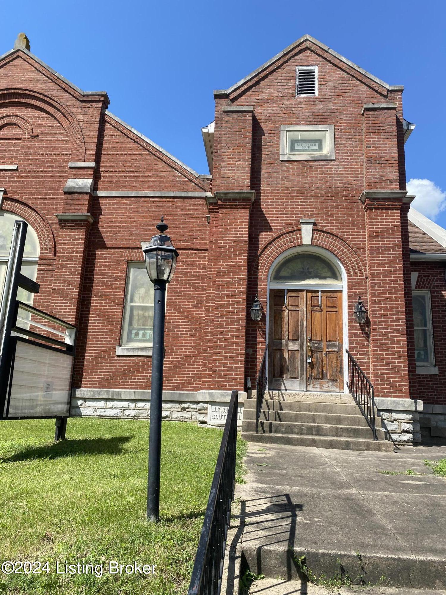 309 E Main St, Springfield, Pennsylvania image 2