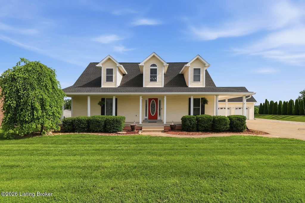 Photo of 462 Millers Crossing, Shepherdsville, KY 40165 (MLS # 1720308)