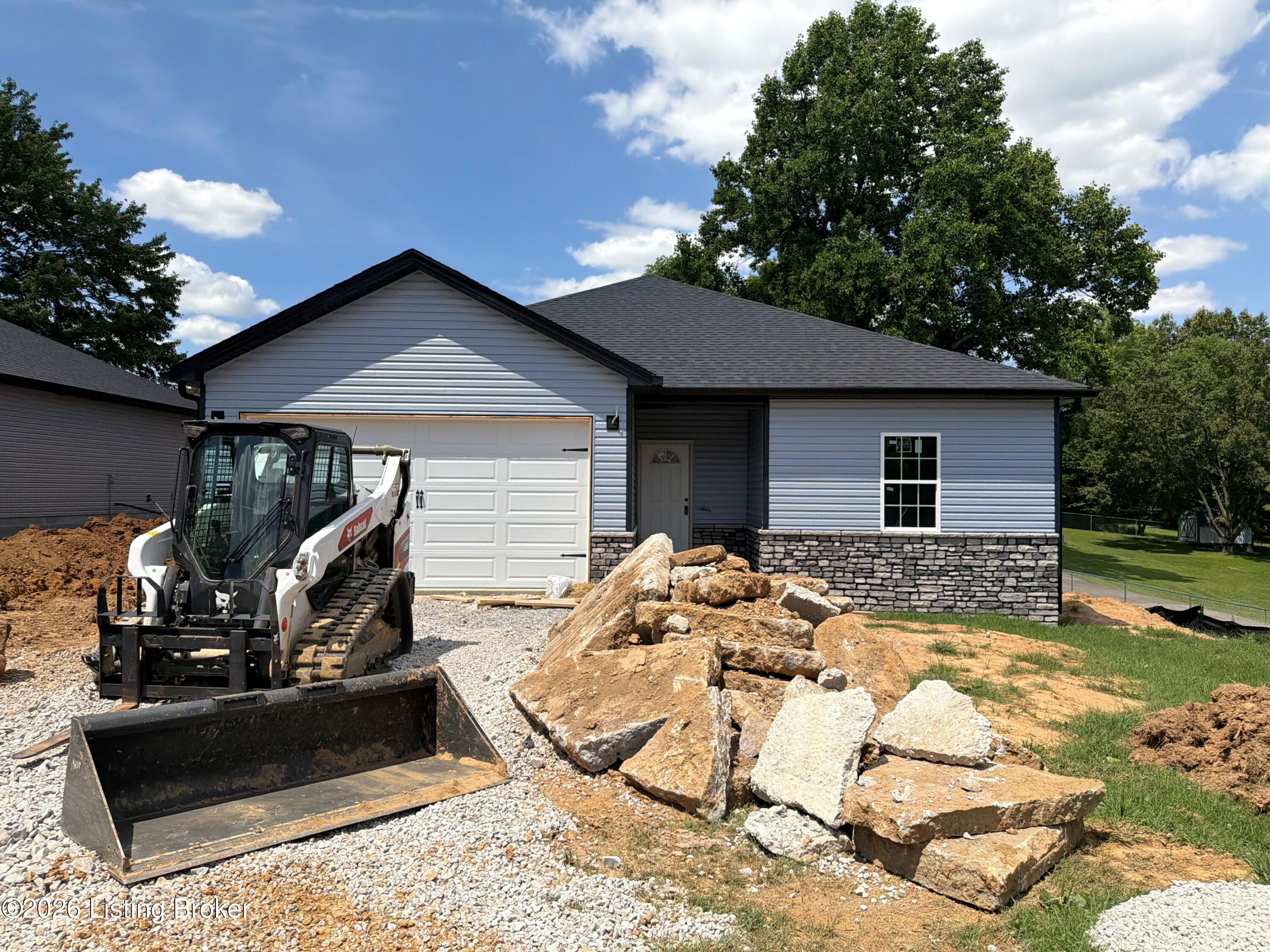 Photo 1 of 1 — 333B First St, Vine Grove, KY 40175