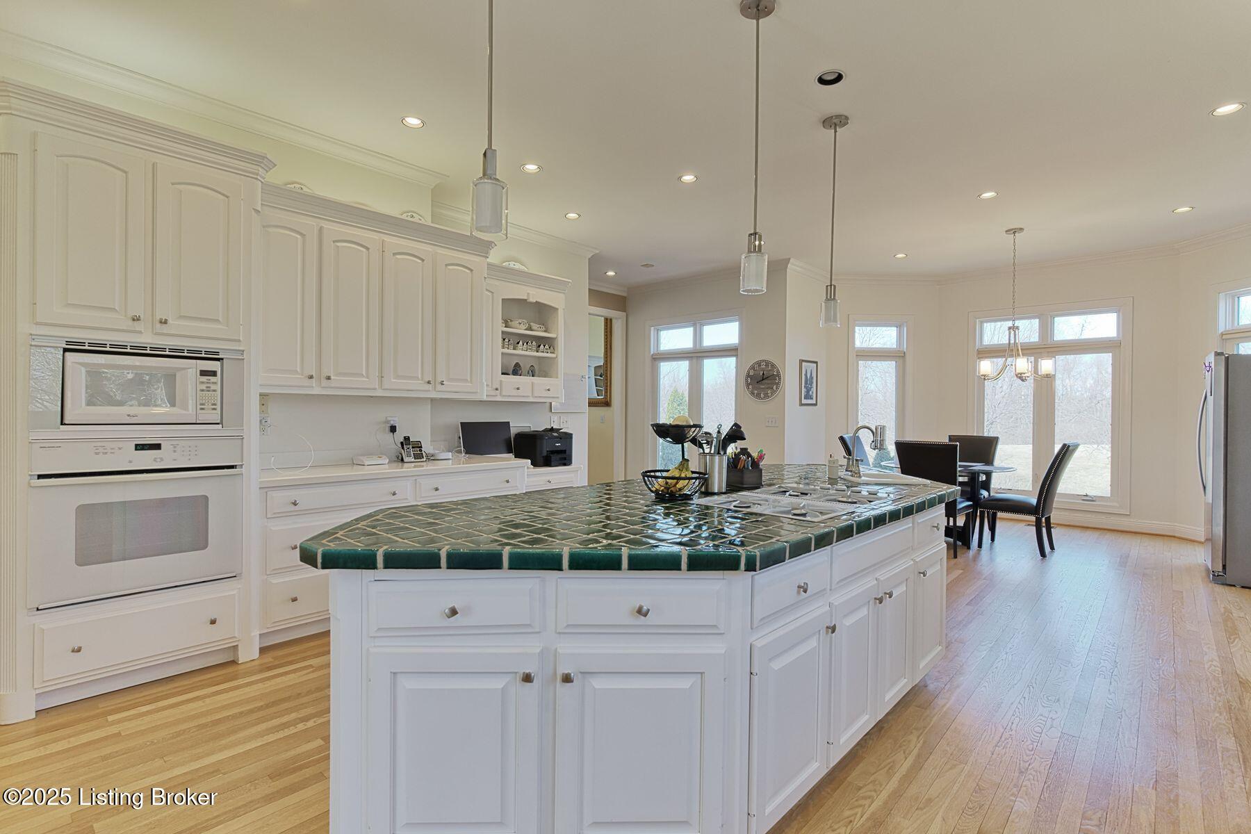 1016 Majestic Oaks Way, Simpsonville, Kentucky image 21