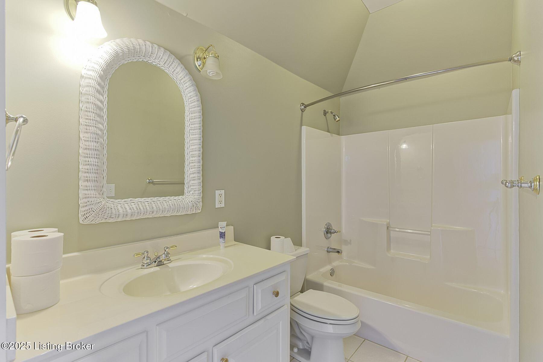 1016 Majestic Oaks Way, Simpsonville, Kentucky image 39