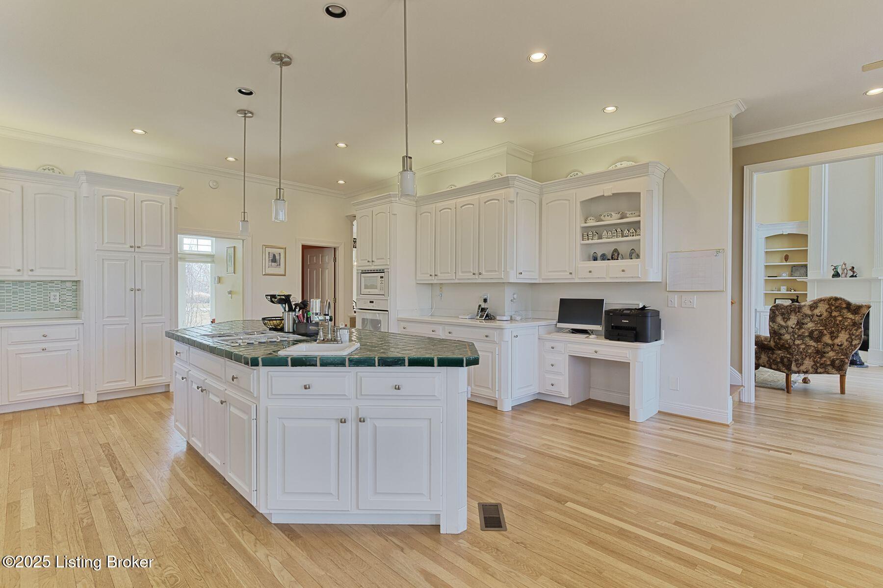 1016 Majestic Oaks Way, Simpsonville, Kentucky image 18