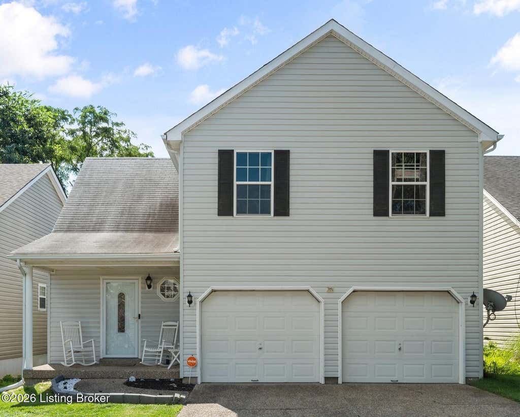 Photo of 3913 Mimosa View Dr, Louisville, KY 40299 (MLS # 1724490)