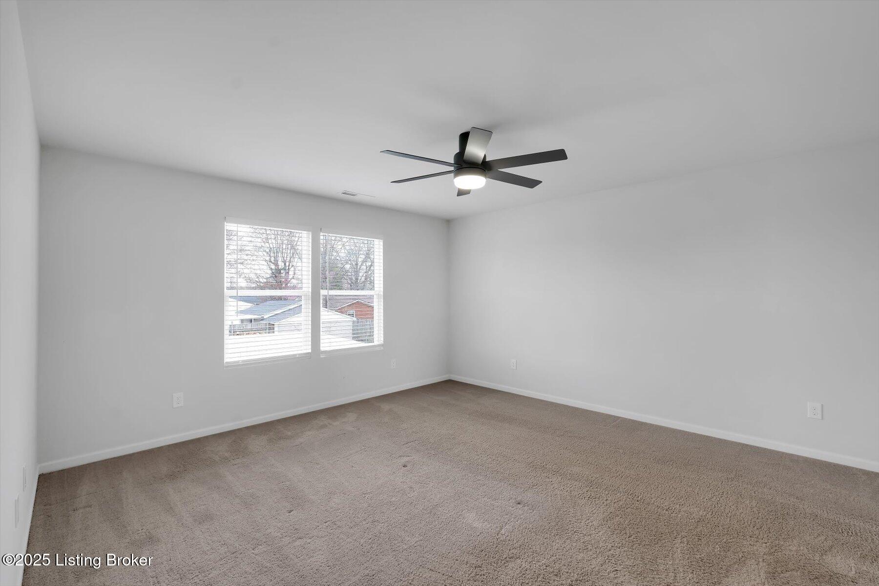 1109 Shady Brook Ln, Louisville, Kentucky image 7