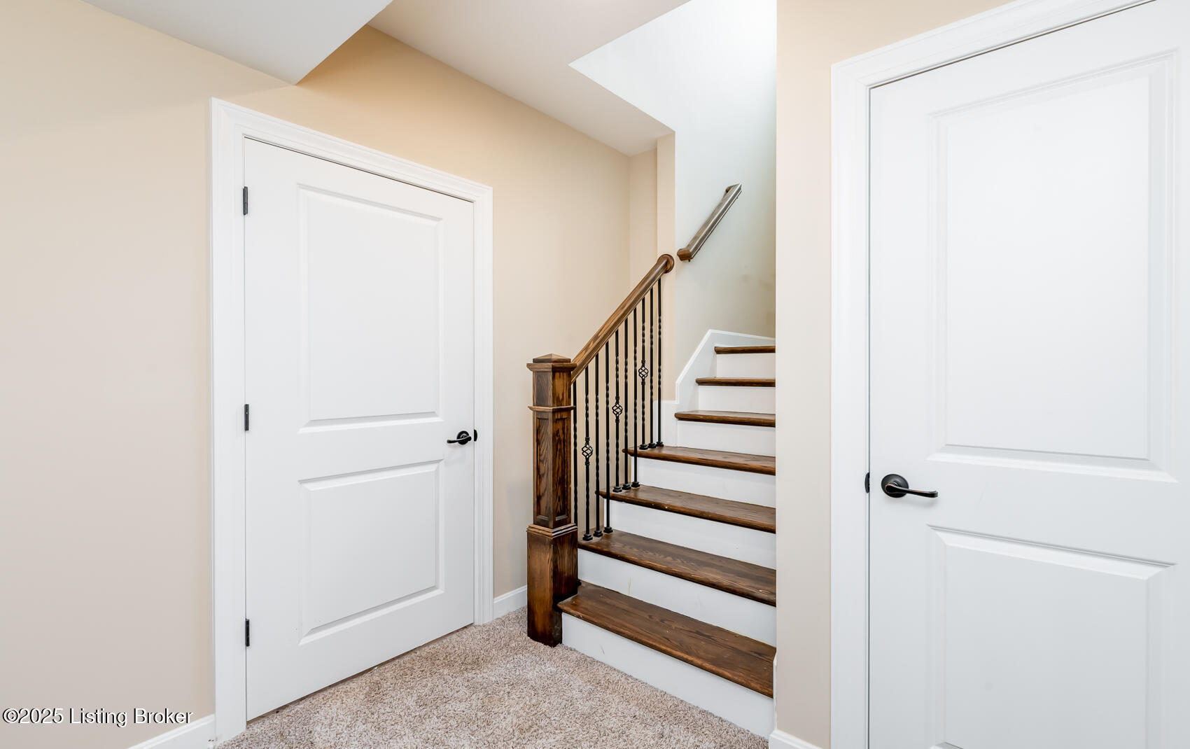 2416 Middle Creek Ct, Fisherville, Kentucky image 49