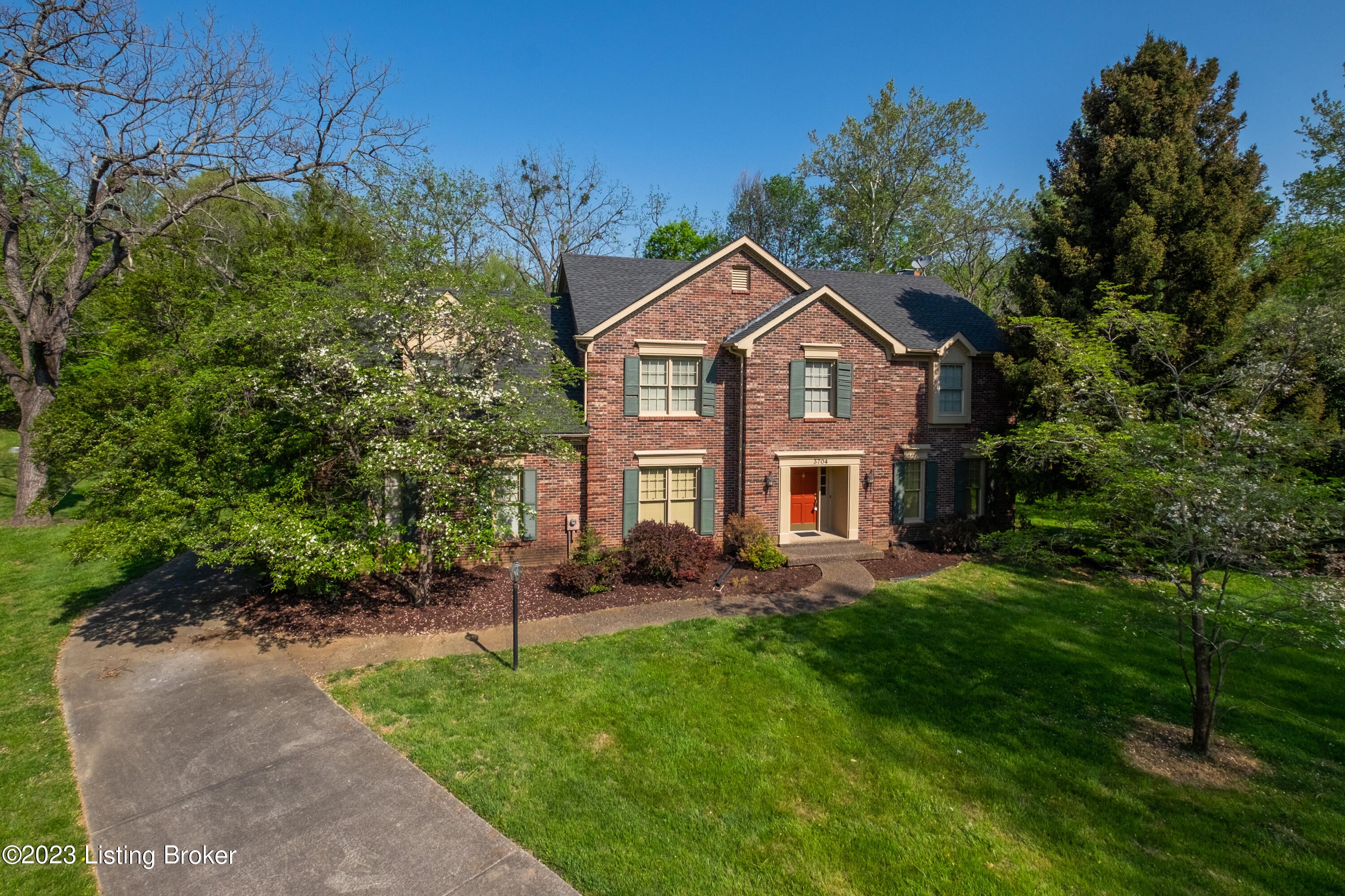 Photo 1 of 47 — 3704 Gaston Ct, Louisville, KY 40241