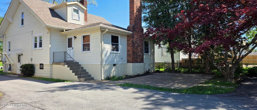 Photo of 3814 Taylorsville Rd, Louisville, KY 40220 (MLS # 1713661)