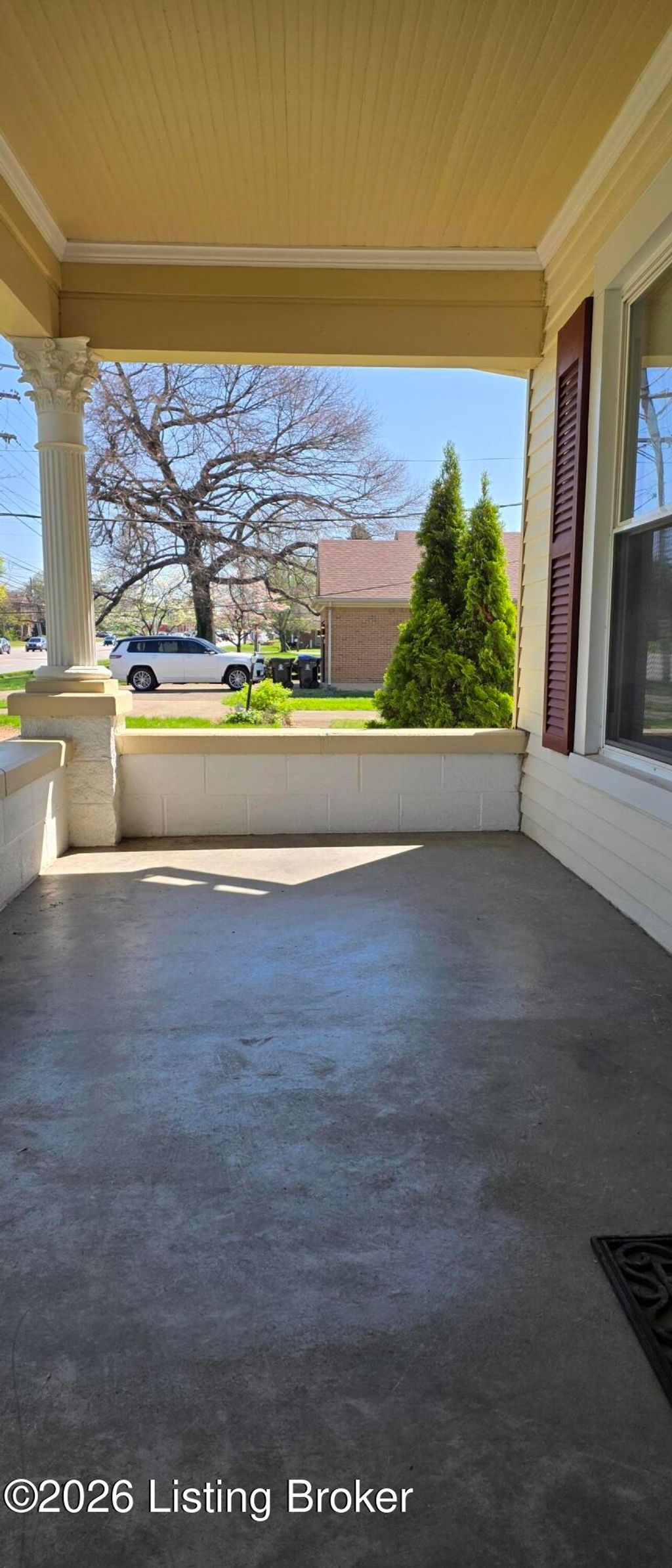 Photo of 3814 Taylorsville Rd, Louisville, KY 40220 (MLS # 1713661)