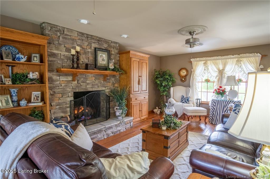 264 Cedarwood Rd, Bedford, Kentucky image 12