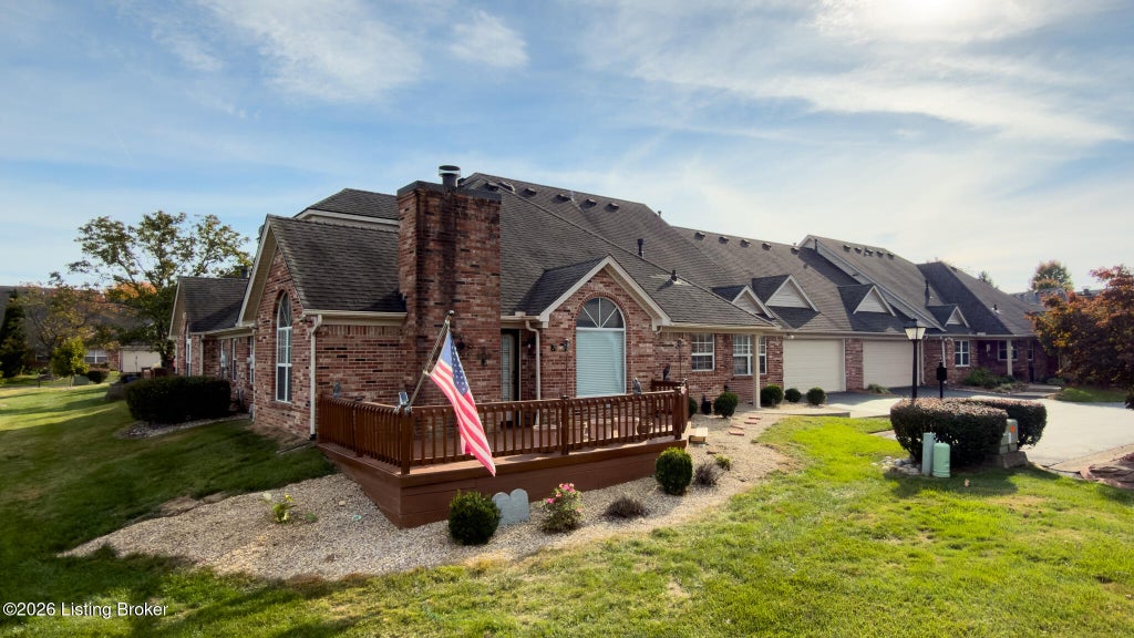 Photo of 8101 Sawgrass Ct, Louisville, KY 40291 (MLS # 1733072)