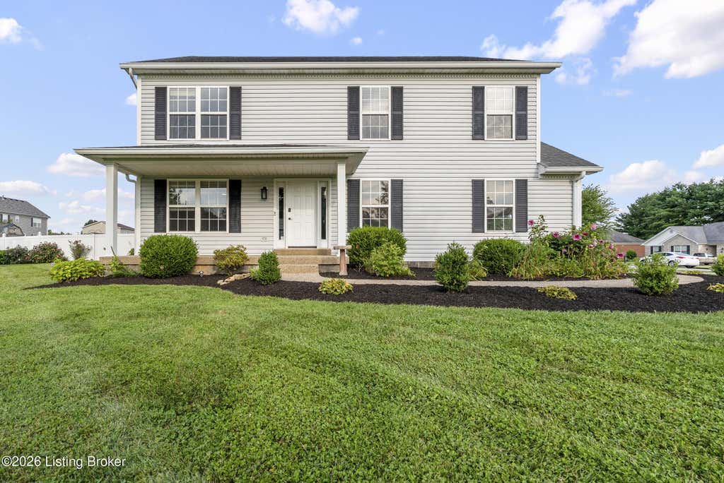 Photo of 235 Helmwood Cir, Mt Washington, KY 40047 (MLS # 1724392)