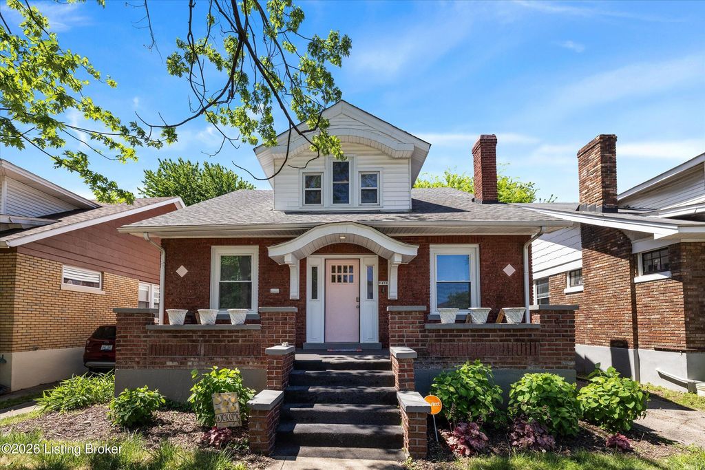 Photo of 2422 Sherry Rd, Louisville, KY 40217 (MLS # 1716534)