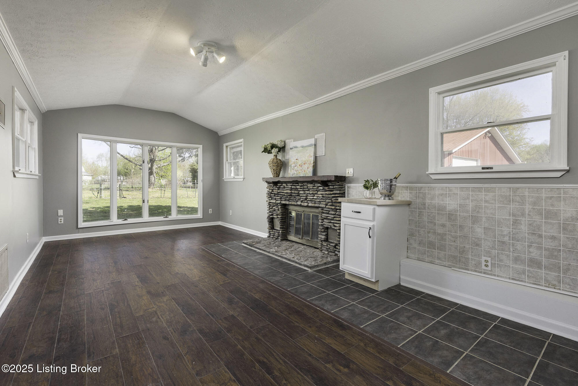 10606 Emma Jean Way, Louisville, Pennsylvania image 10