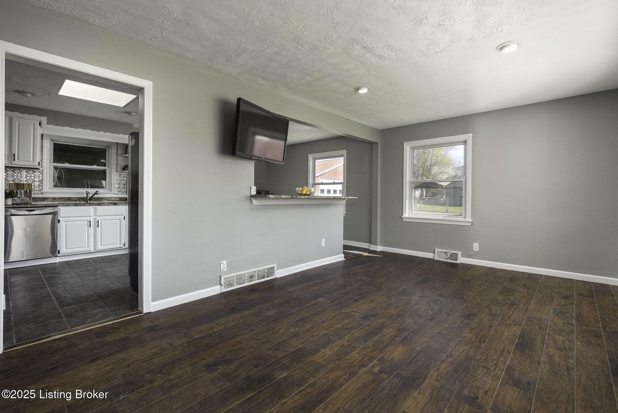 10606 Emma Jean Way, Louisville, Pennsylvania image 5