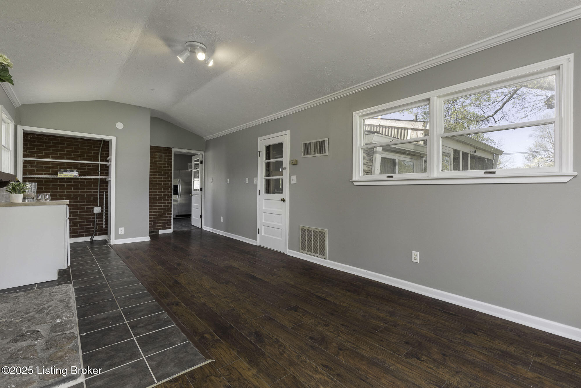 10606 Emma Jean Way, Louisville, Pennsylvania image 12