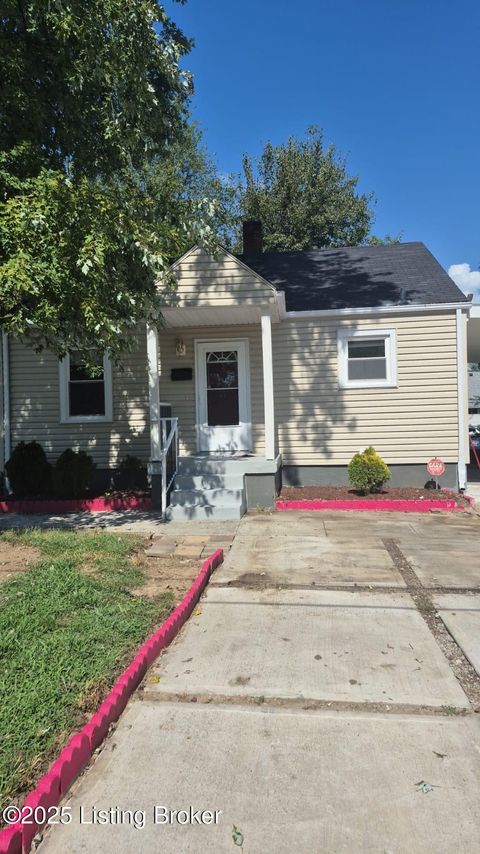 Photo of 1717 Theresa Ave, Louisville, KY 40216 (MLS # 1716208)