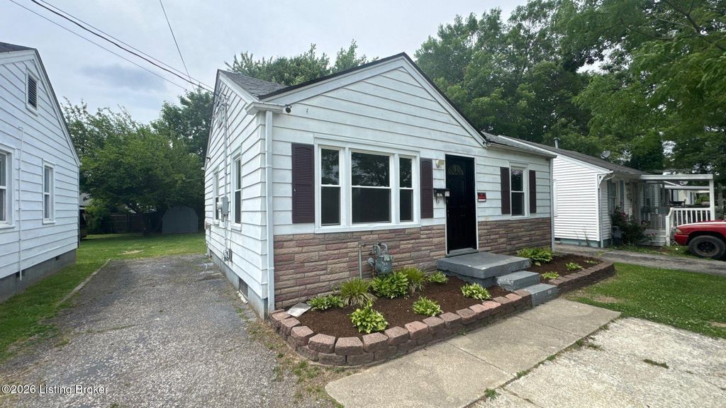 Photo of 3836 Cliff Ave, Louisville, KY 40215 (MLS # 1718304)