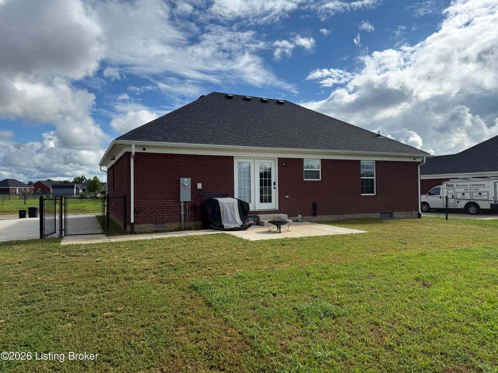 Photo of 104 Flagstaff Dr, Coxs Creek, KY 40013 (MLS # 1725200)
