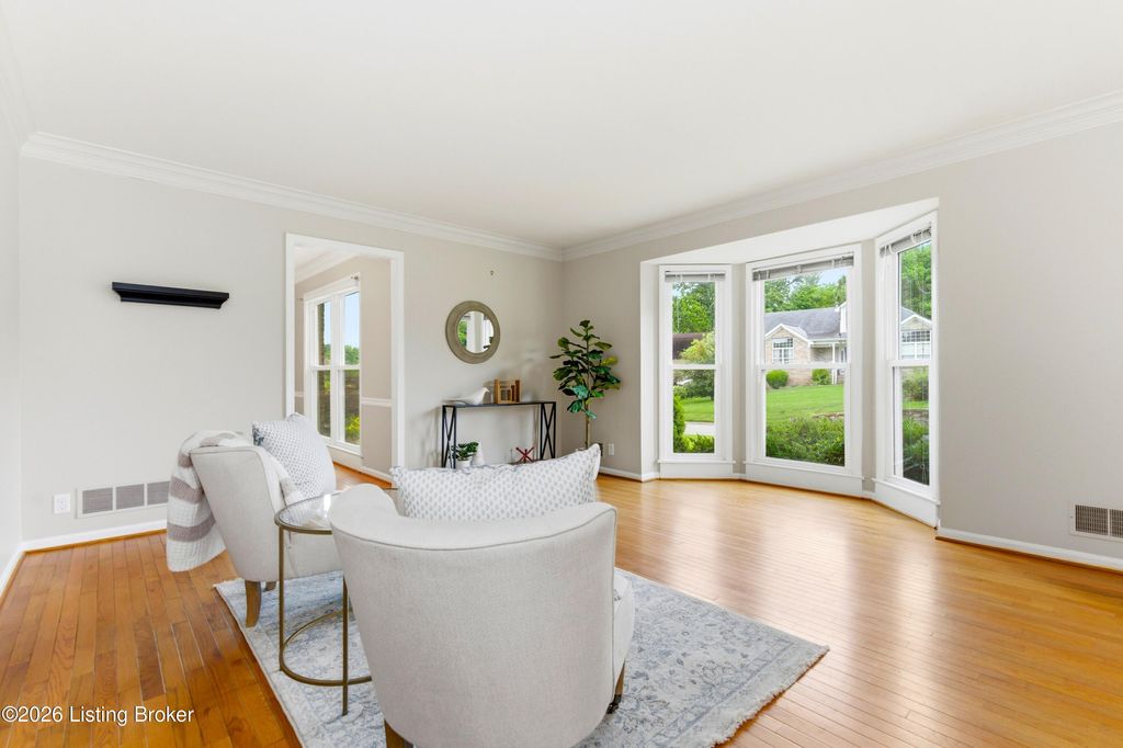 Photo of 12403 Tamworth Ct, Louisville, KY 40299 (MLS # 1718397)