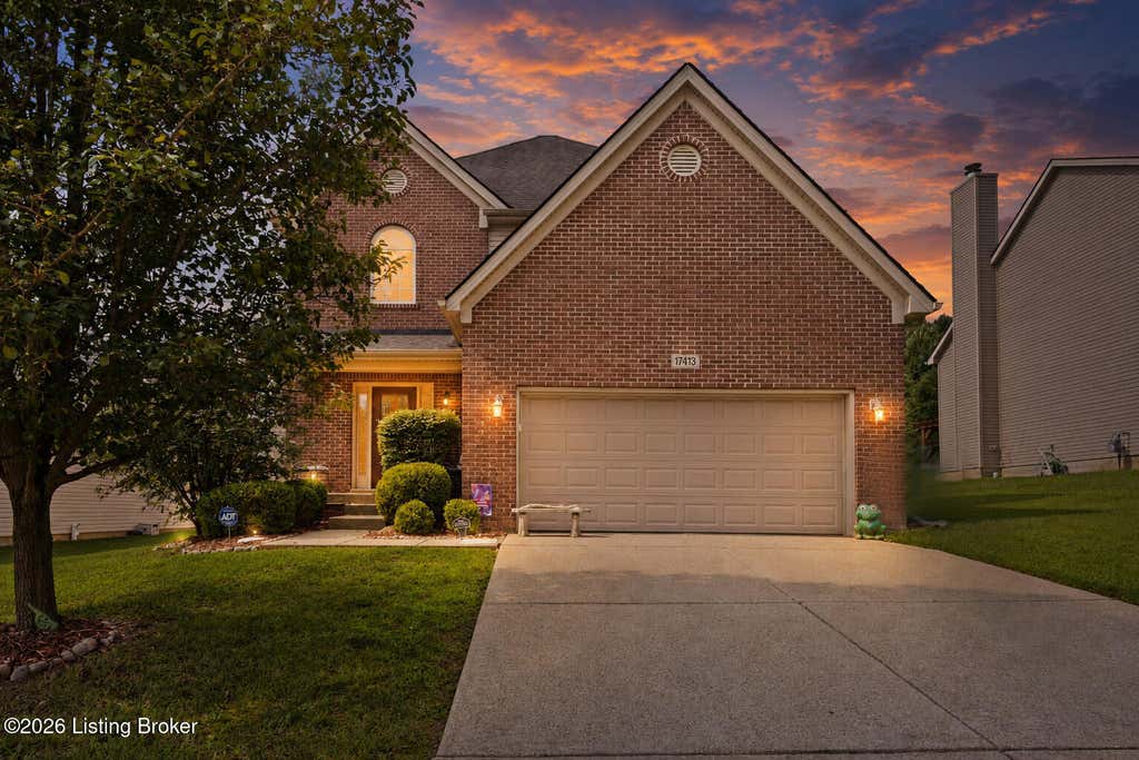 Photo of 17413 Westbury Dr, Louisville, KY 40245 (MLS # 1725005)