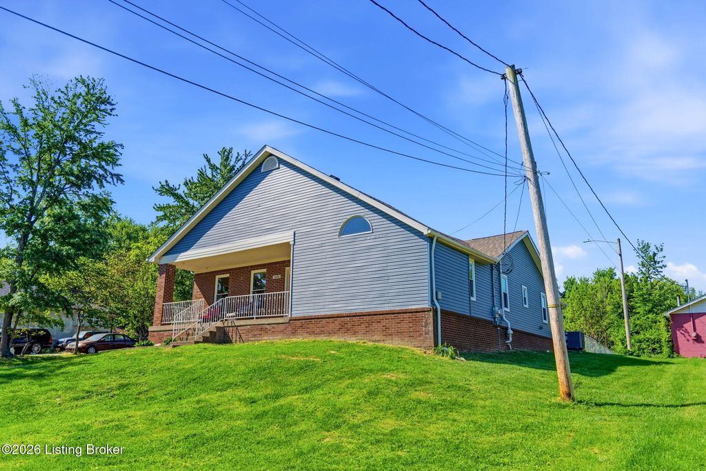 Photo of 1500 Holly Ave, Fairdale, KY 40118 (MLS # 1716141)