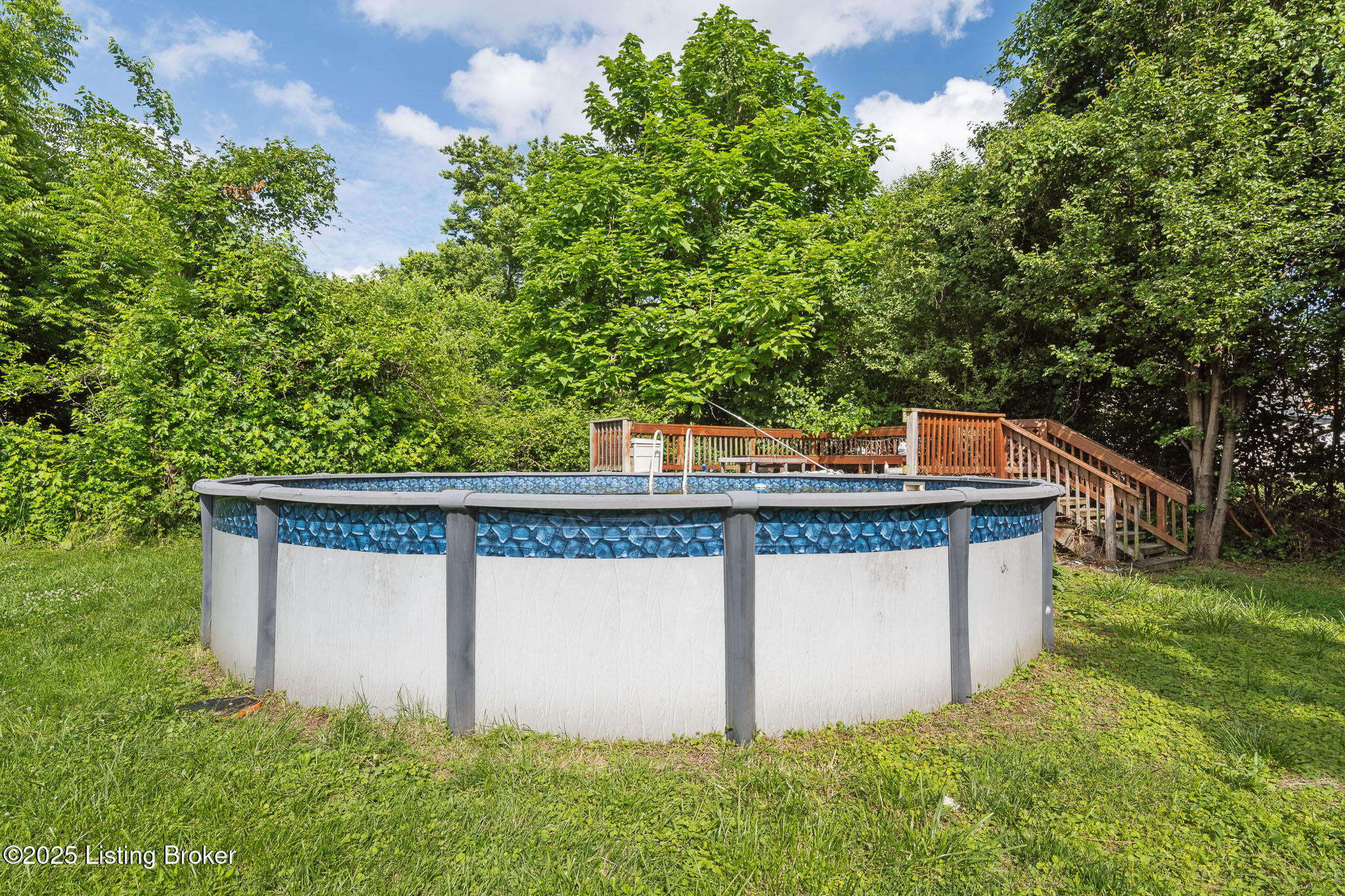 1256 Springdale Dr, Louisville, Kentucky image 37