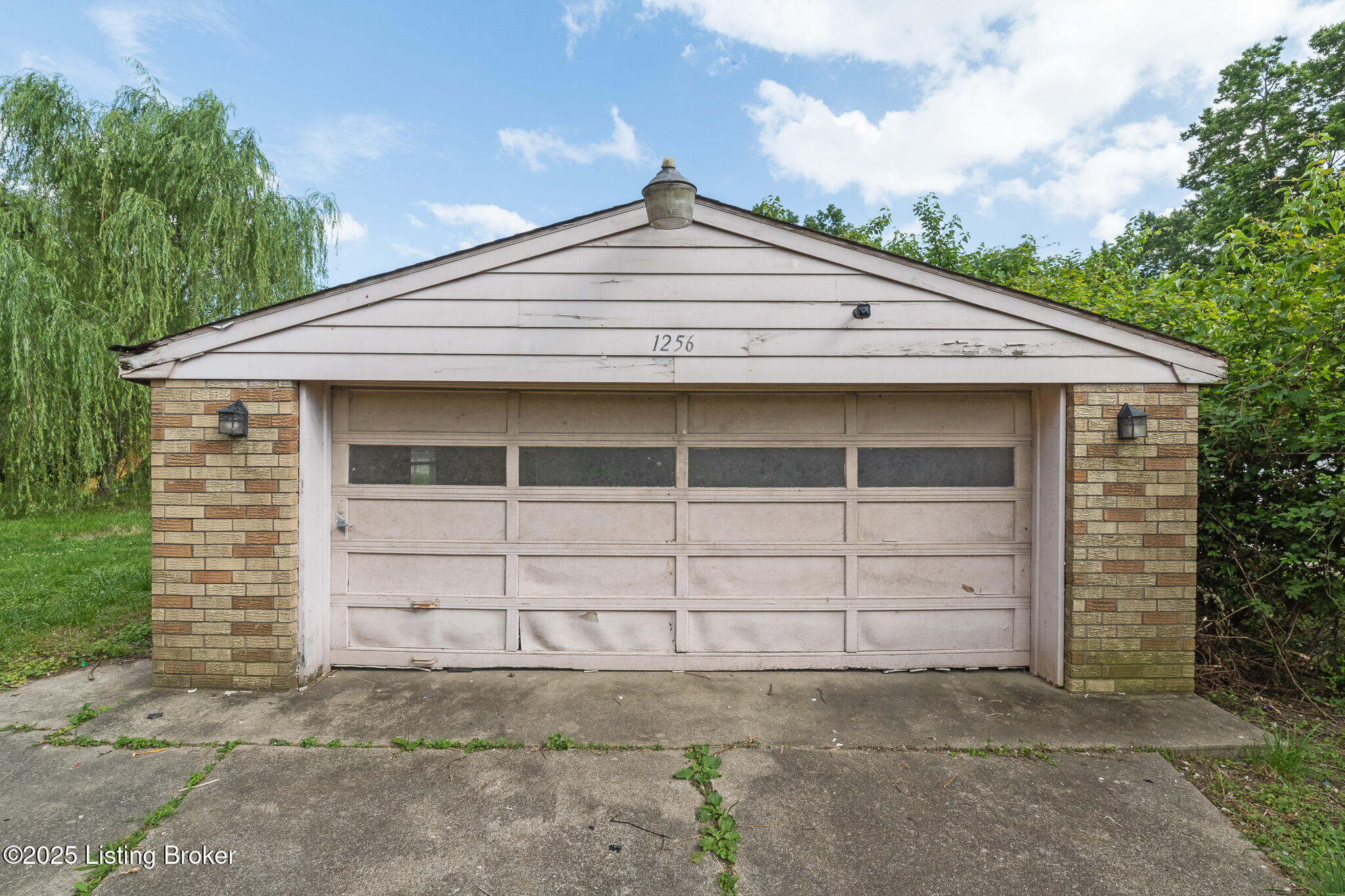 1256 Springdale Dr, Louisville, Kentucky image 43