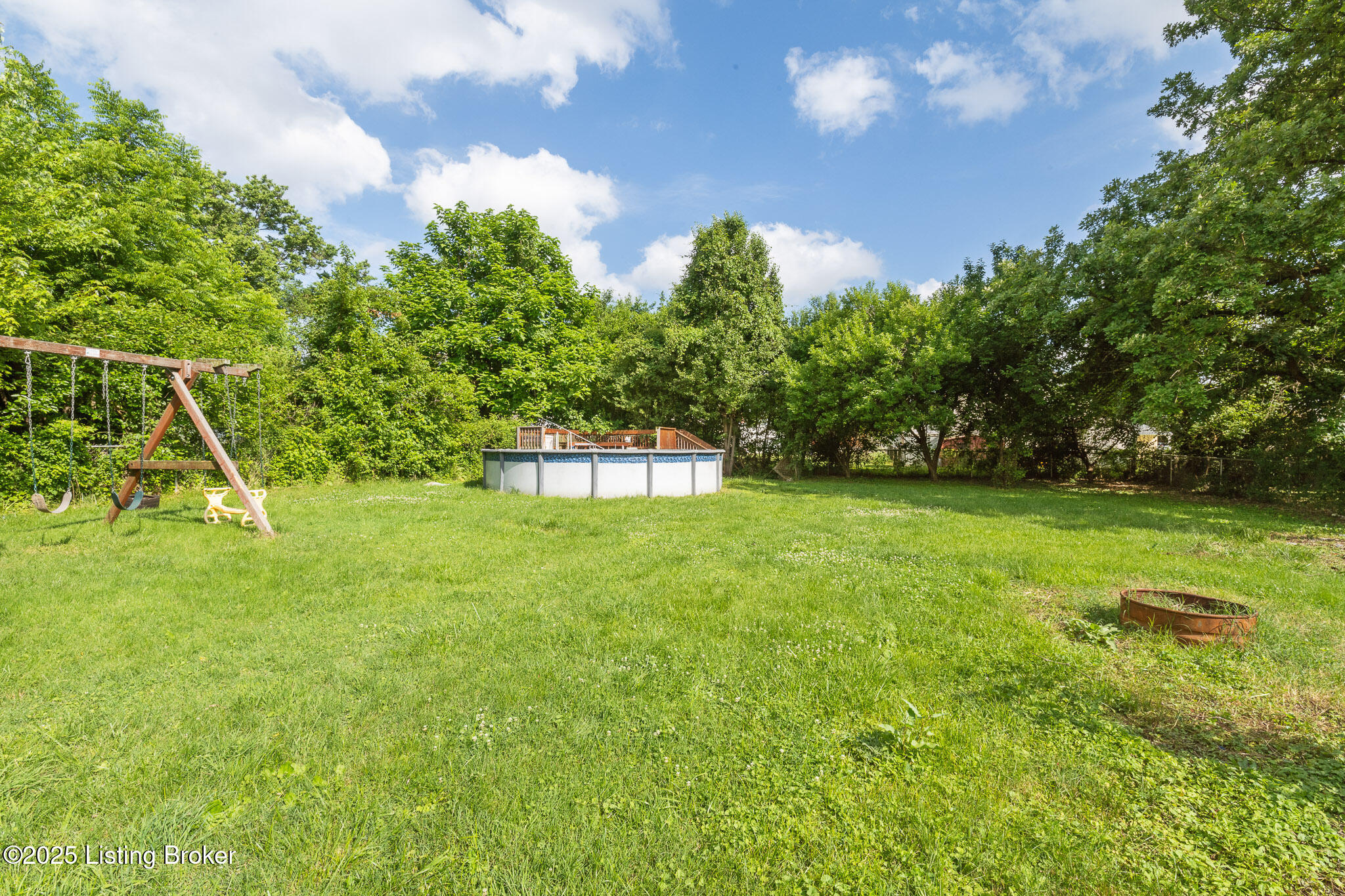 1256 Springdale Dr, Louisville, Kentucky image 35