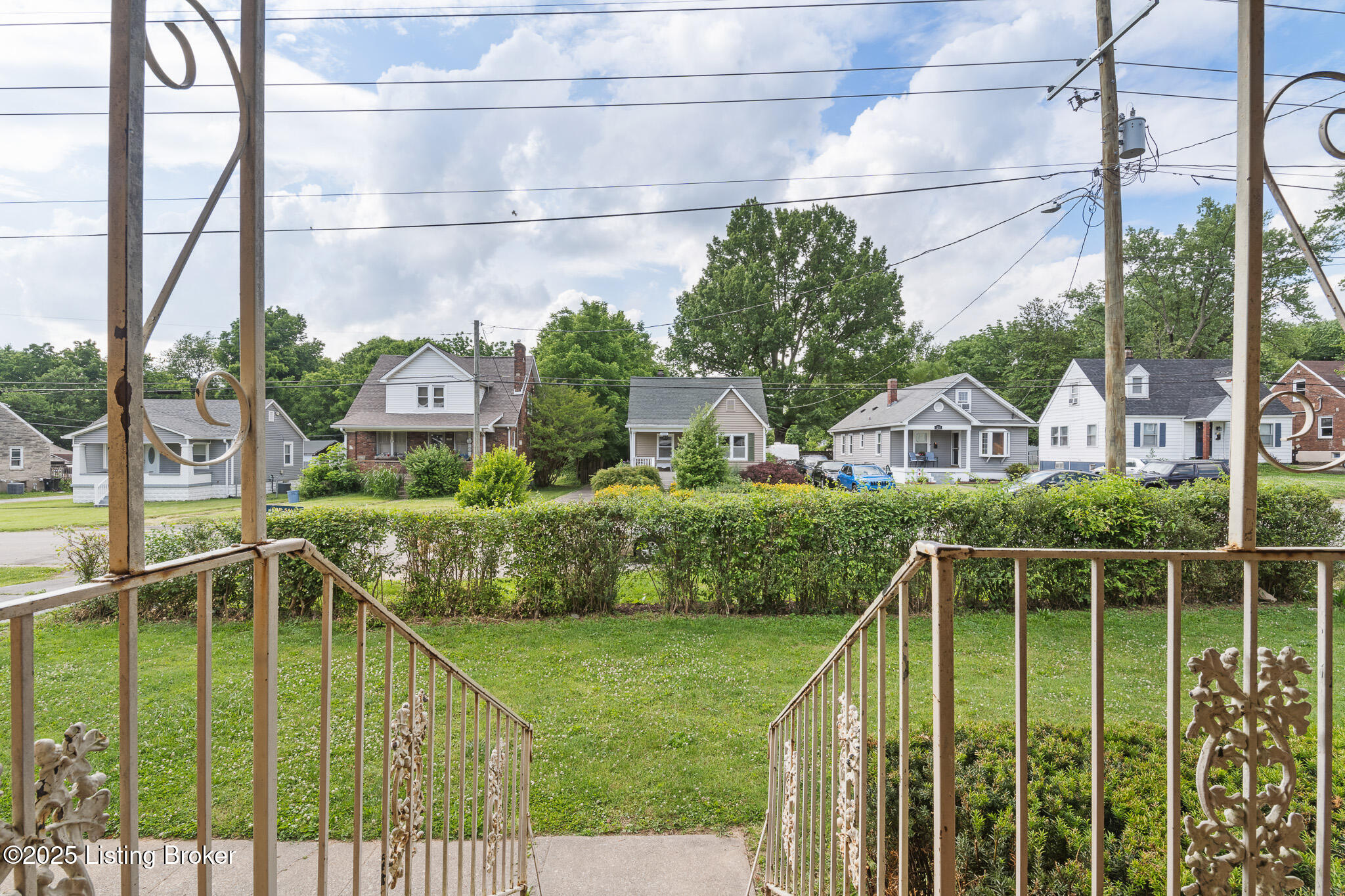 1256 Springdale Dr, Louisville, Kentucky image 5