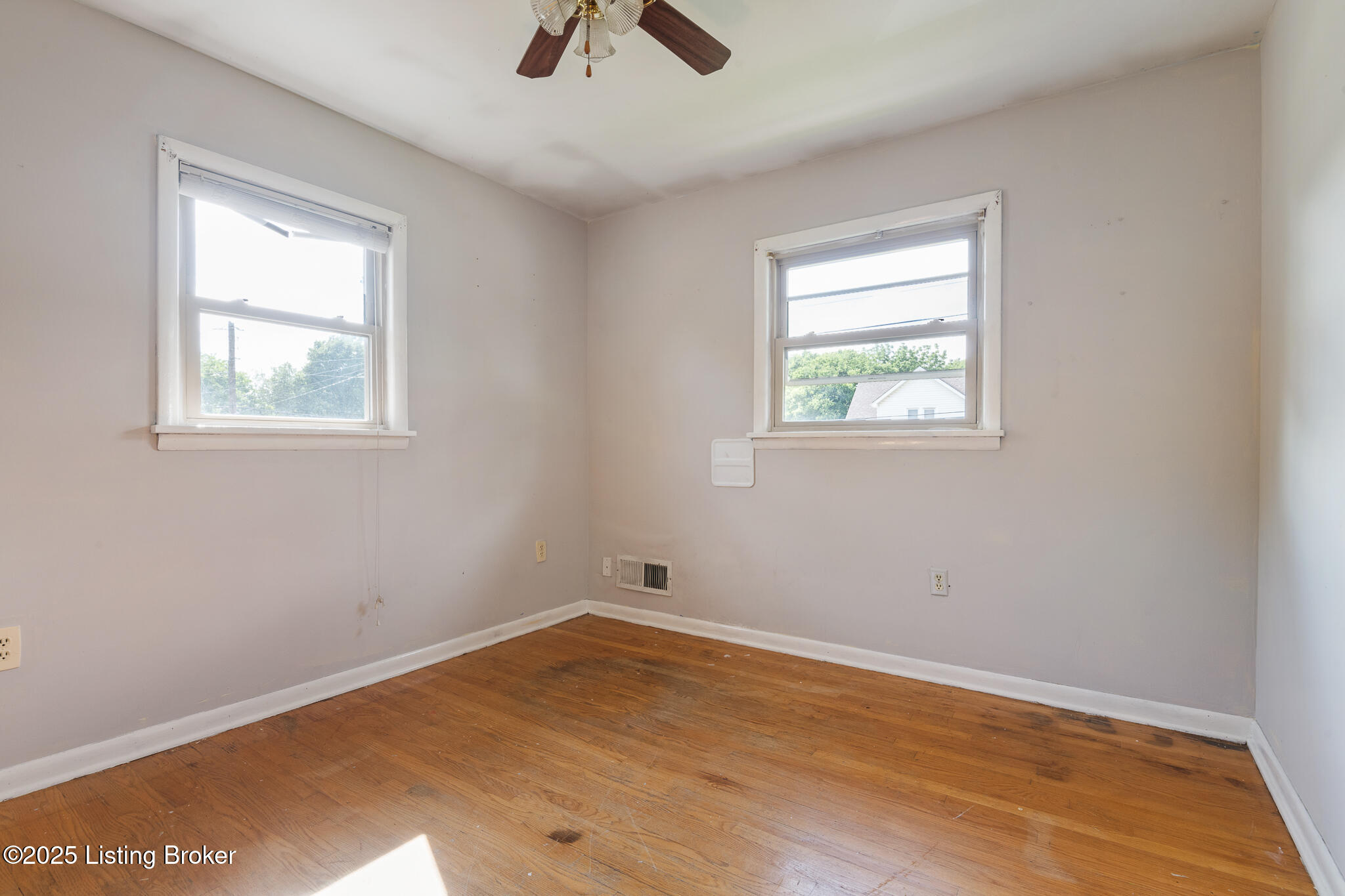 1256 Springdale Dr, Louisville, Kentucky image 24