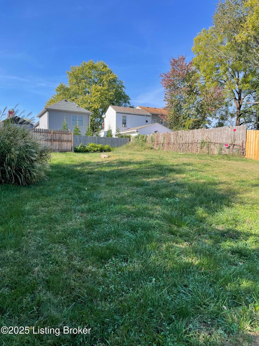 Photo of 982 Brent St, Louisville, KY 40204 (MLS # 1715239)