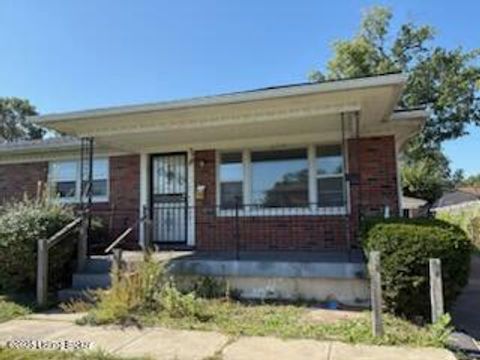 Photo of 116 Alvina Way, Louisville, KY 40214 (MLS # 1700076)